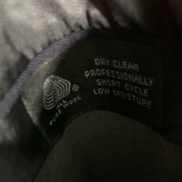 Burberrys’ Men’s Suit Coat Navy With Good Buttons Size 44L - Picture 9 of 9